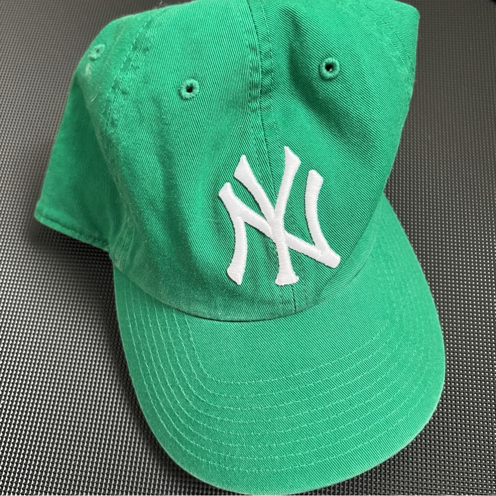Green NY hat